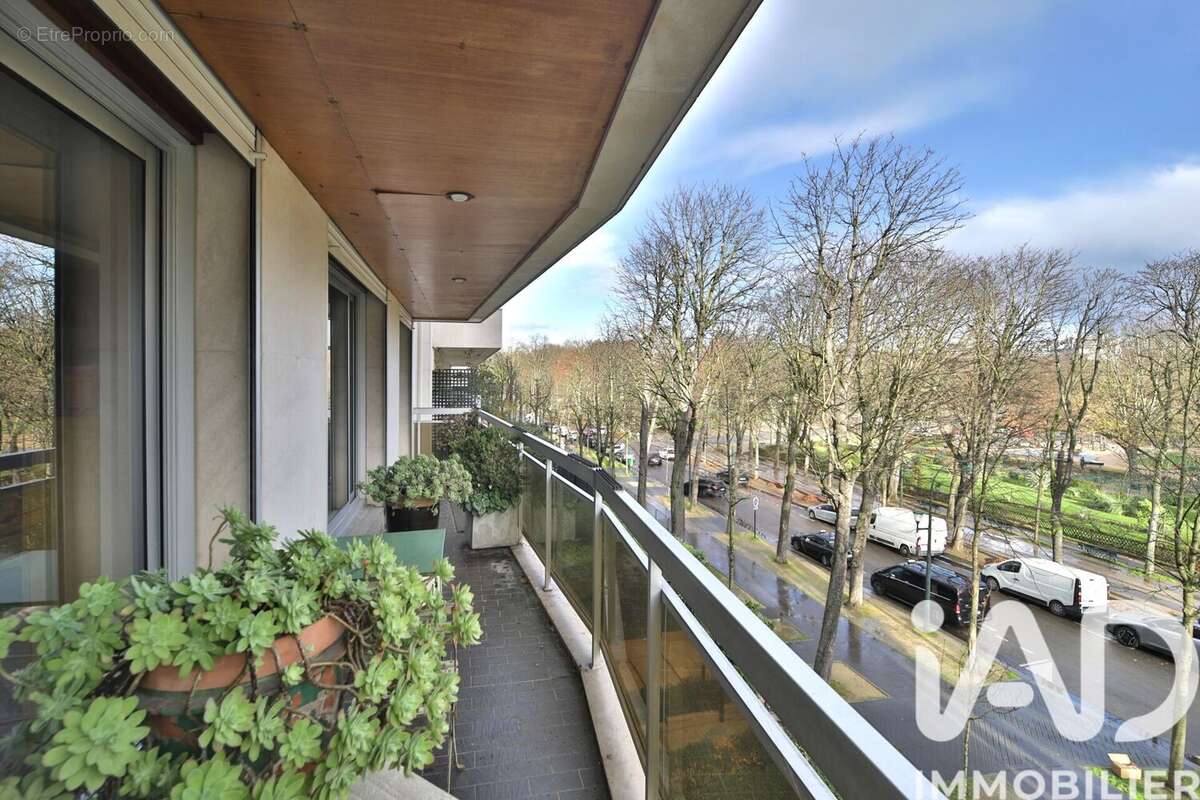 Photo 4 - Appartement à PARIS-16E