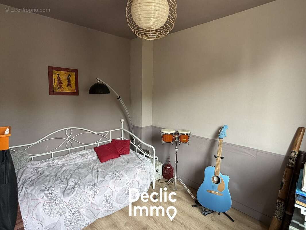 A vendre maison rochefort 5ch - photo 8