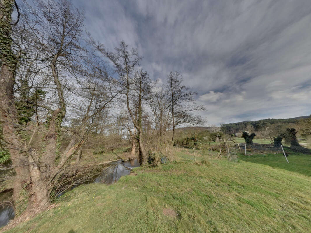 Maison à SAINT-VINCENT-DE-DURFORT