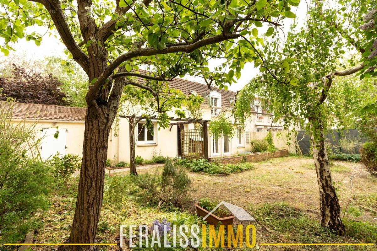 Maison à ERAGNY