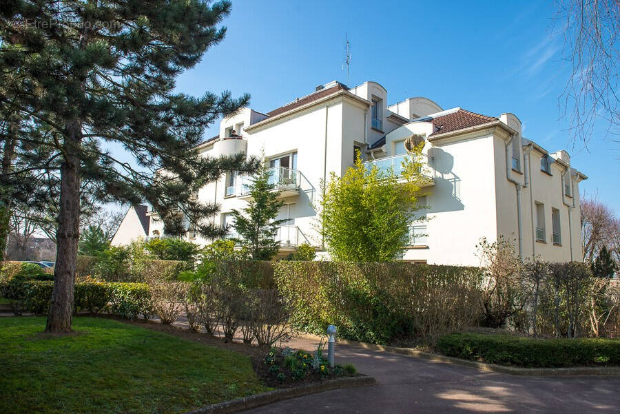 Parking à MONTESSON