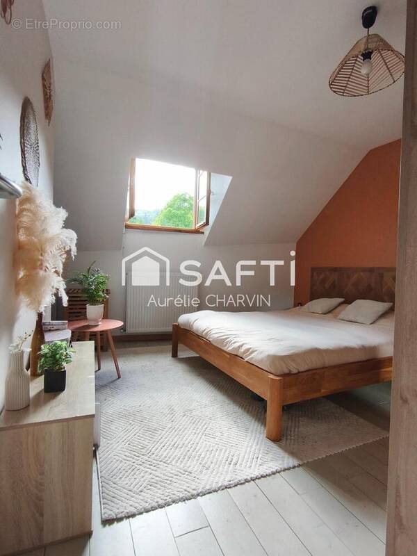 Photo 1 - Maison à LONS-LE-SAUNIER