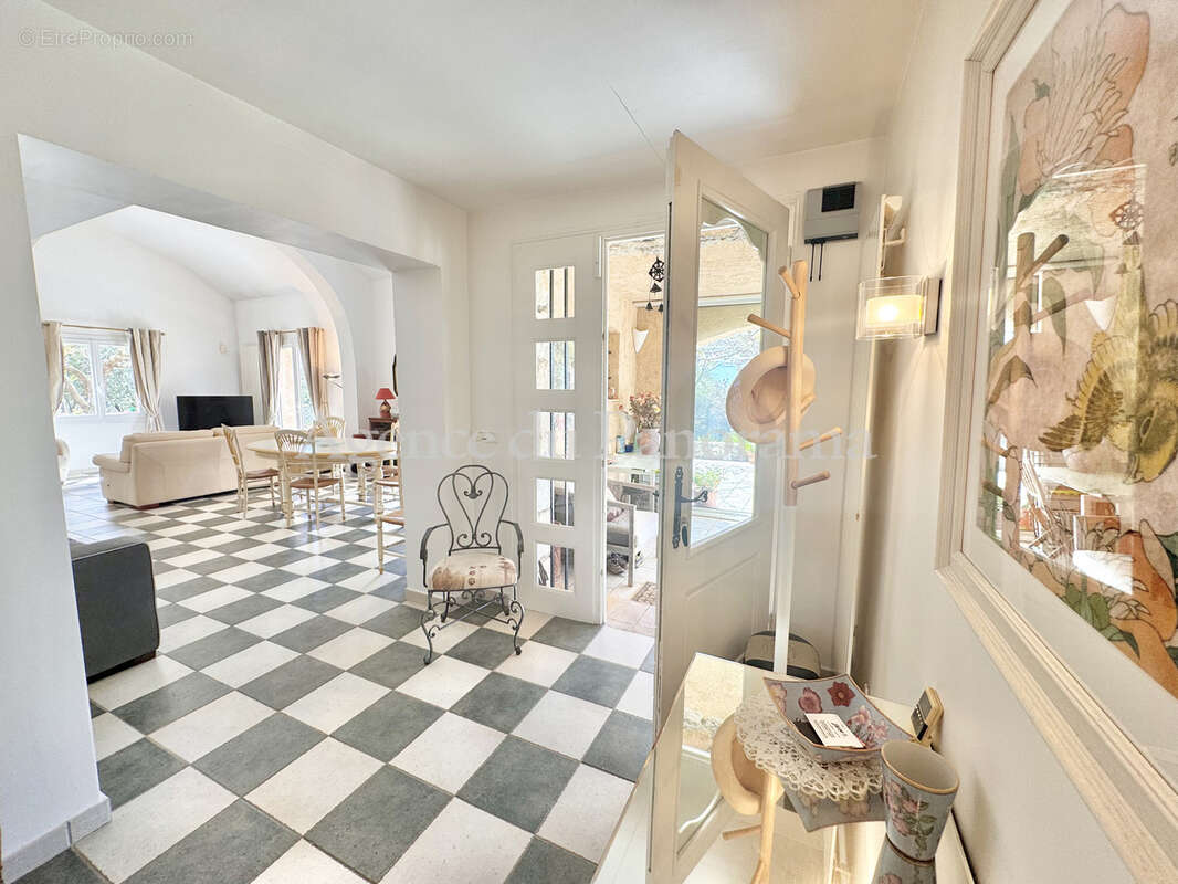 Magnifique propriete lovee dans un ecrin de verdure - photo 5