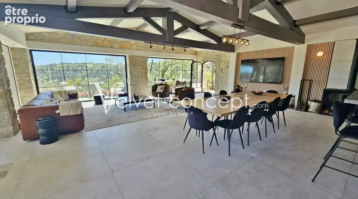 VALBONNE Village à pied - Magnifique Mas en pierre 290m² - photo 7