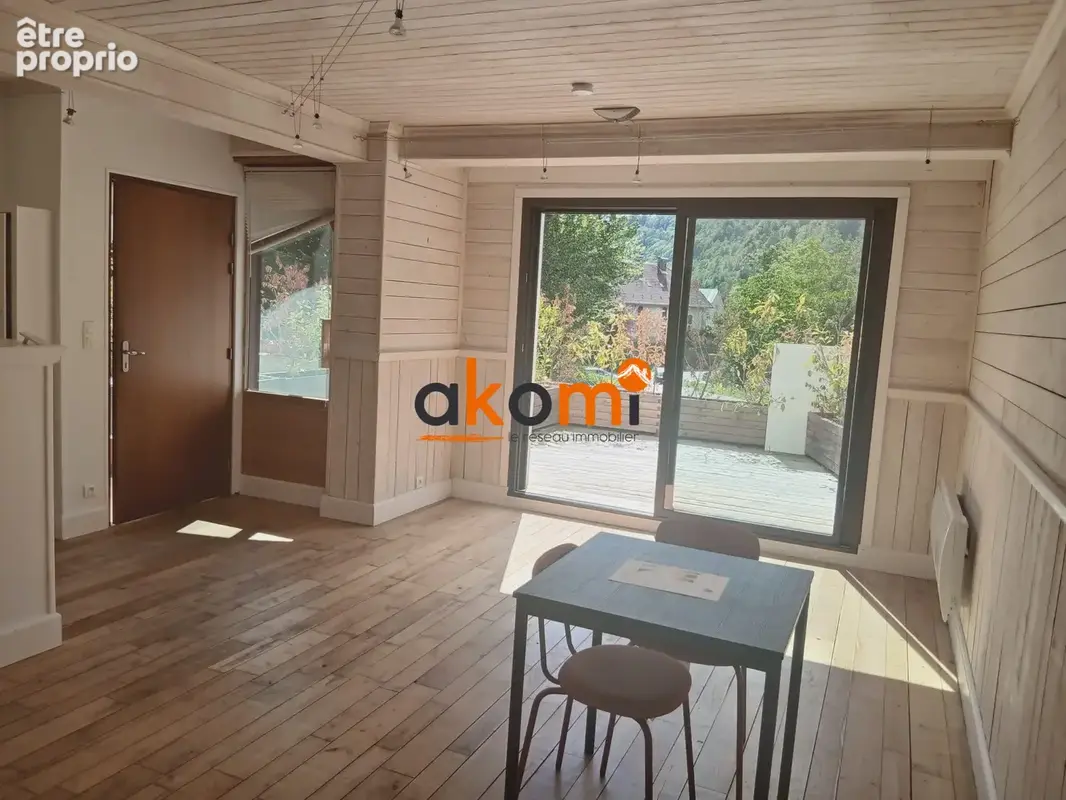 Appartement à SERRAVAL