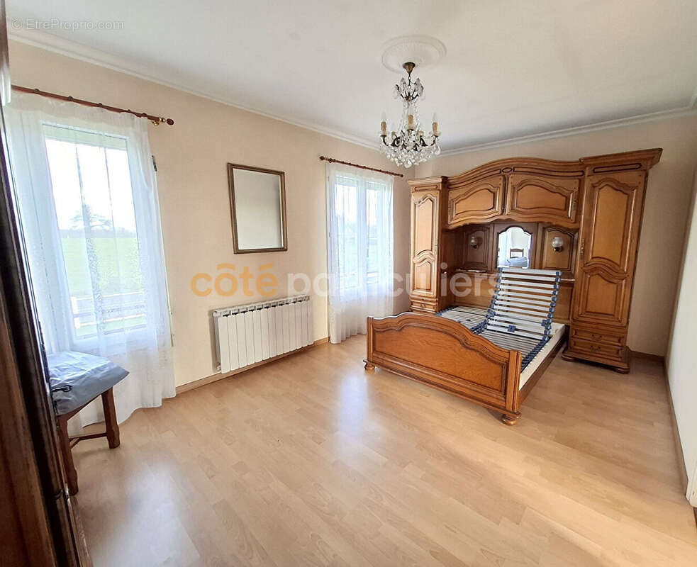 Maison à SAINT-OVIN