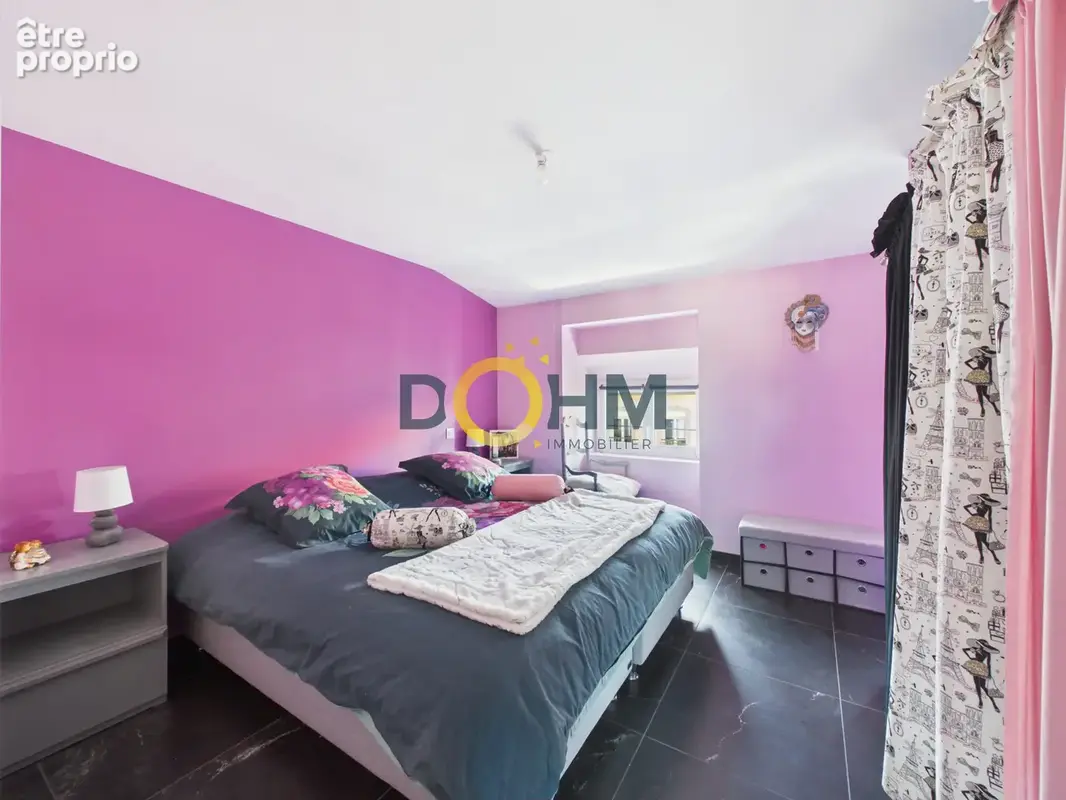 Centre-ville d'Yssingeaux - Duplex de 80,62 m2 avec terrasse, cave et place de stationnement. - photo 10