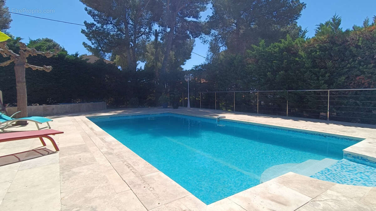 Maison à SAINT-MANDRIER-SUR-MER