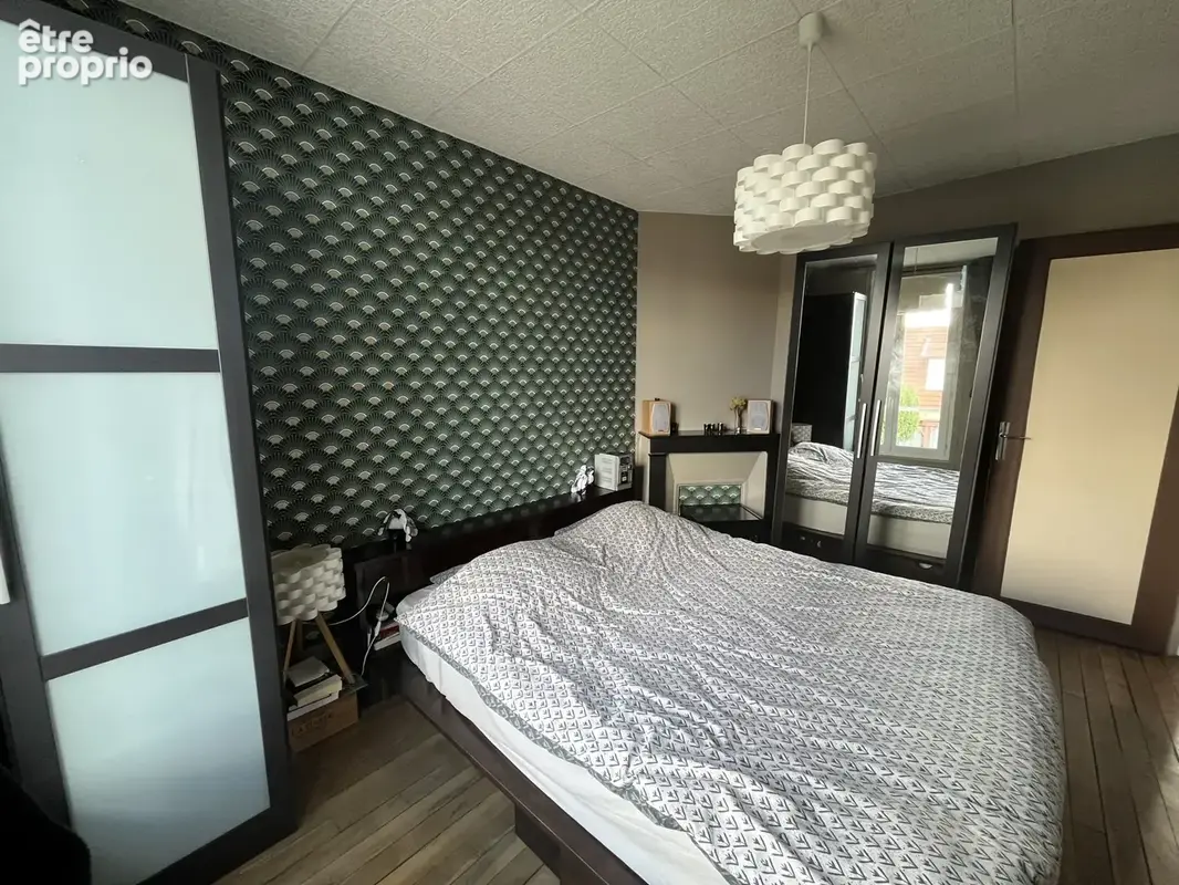 AULNAY QUARTIER TOUR EIFFEL: Maison de 5 pièces 92 m2 Terrain 548 m2 - sous-sol total - garage - photo 8