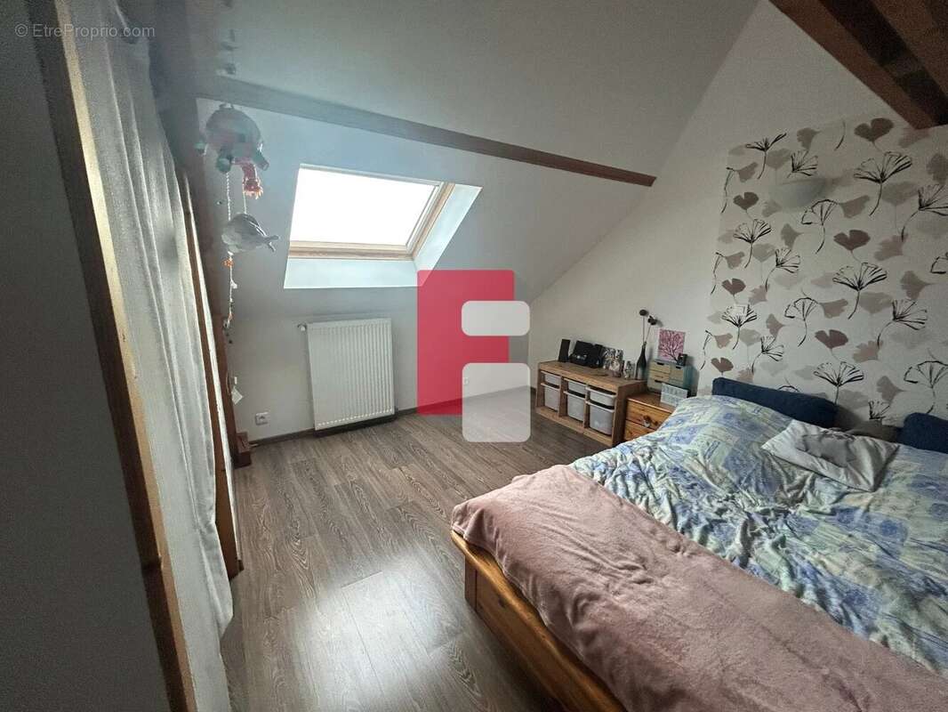 Maison à SAINT-PHAL