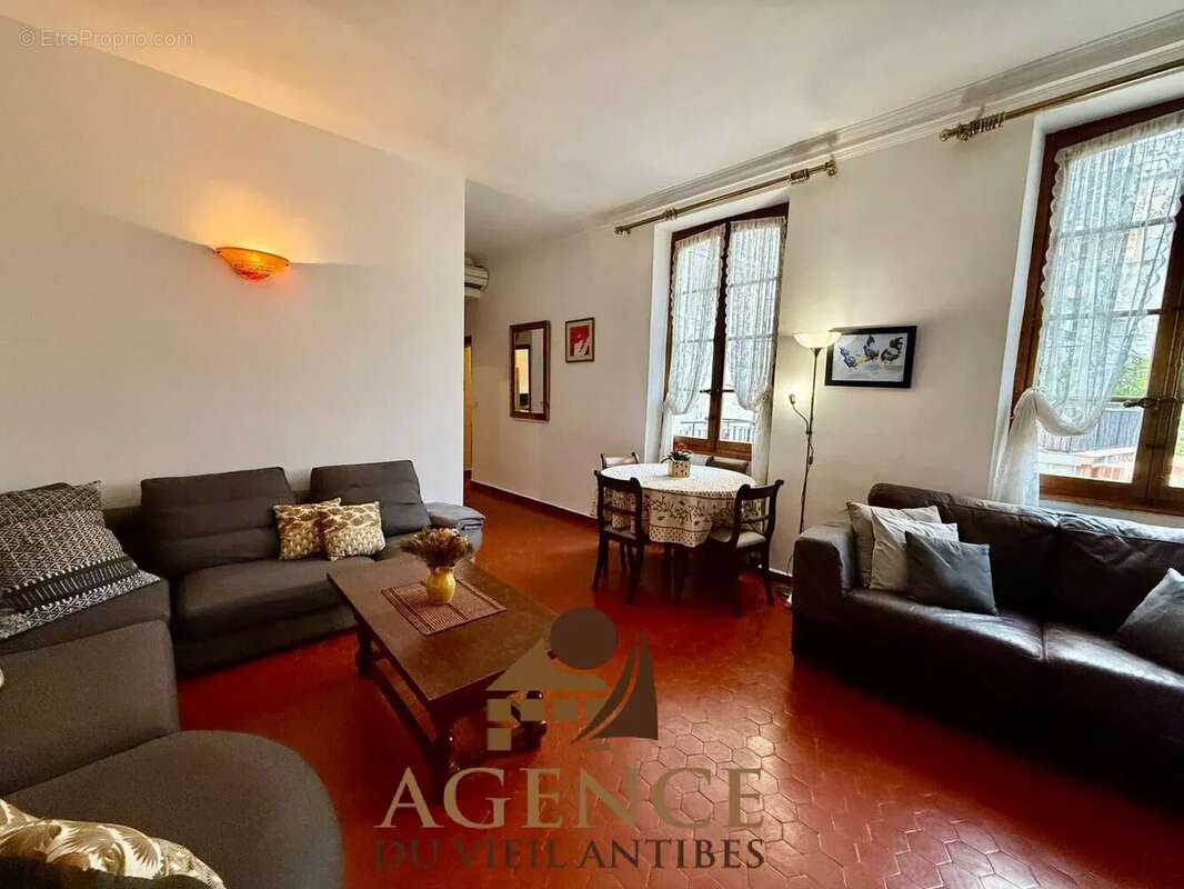 Appartement à ANTIBES