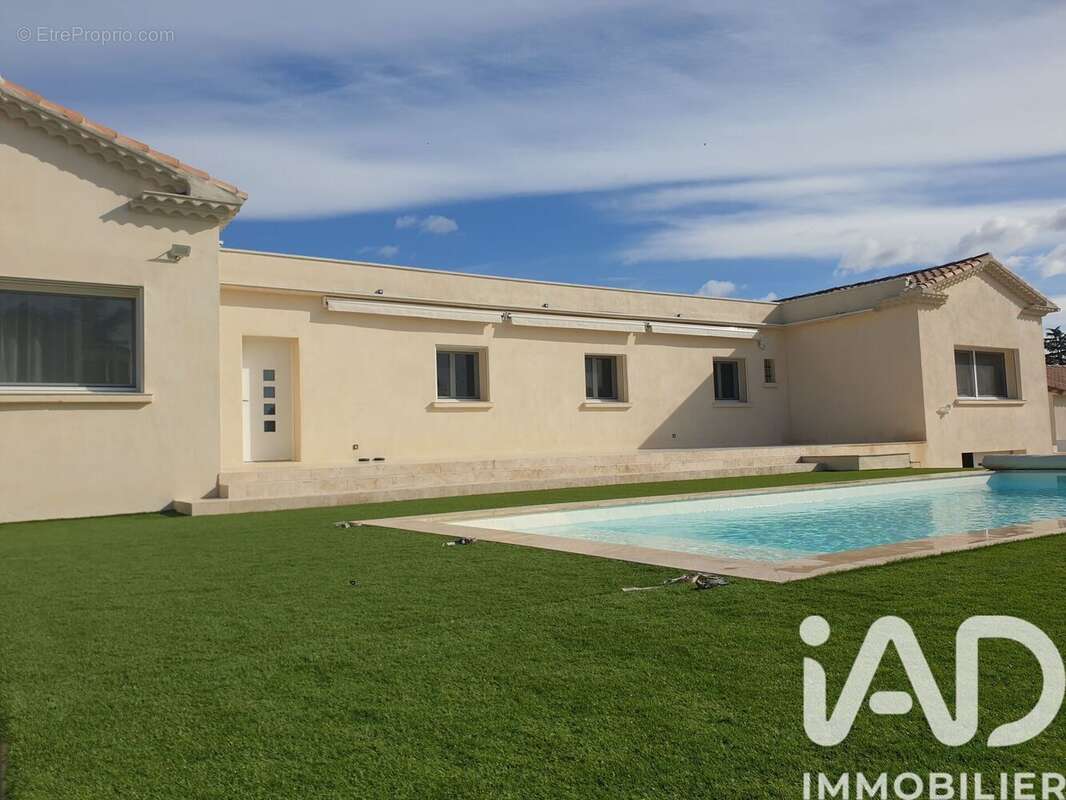 Photo 3 - Maison à UCHAUD