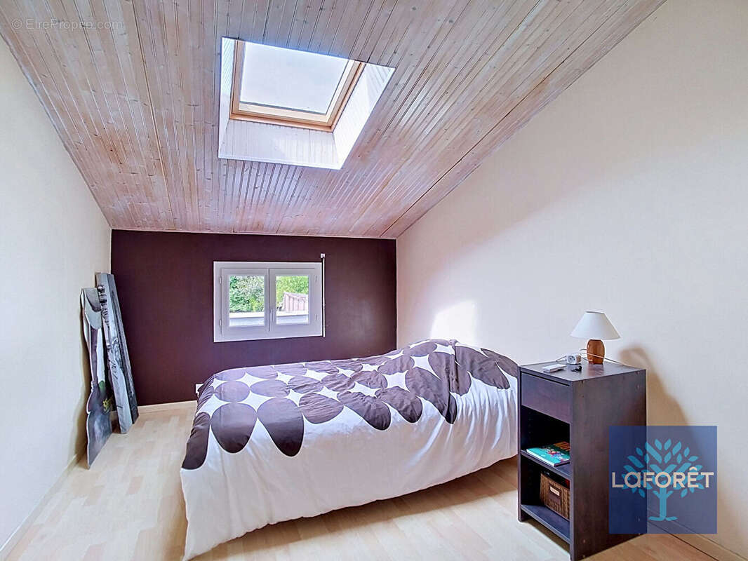 Maison La Roche-sur-yon 7 pièce(s) 172 m2 - photo 10
