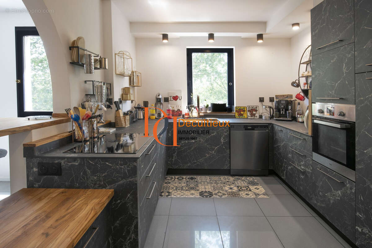 Appartement à LYON-4E