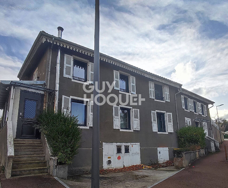 Maison à SOLEYMIEUX