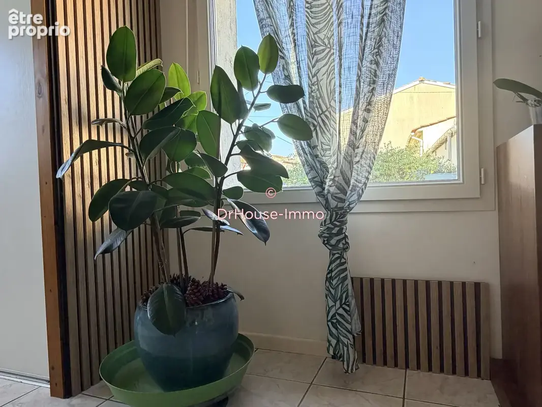 Maison 4 pièces 99 m² à vendre à Saint-Loubes (33450) - photo 3