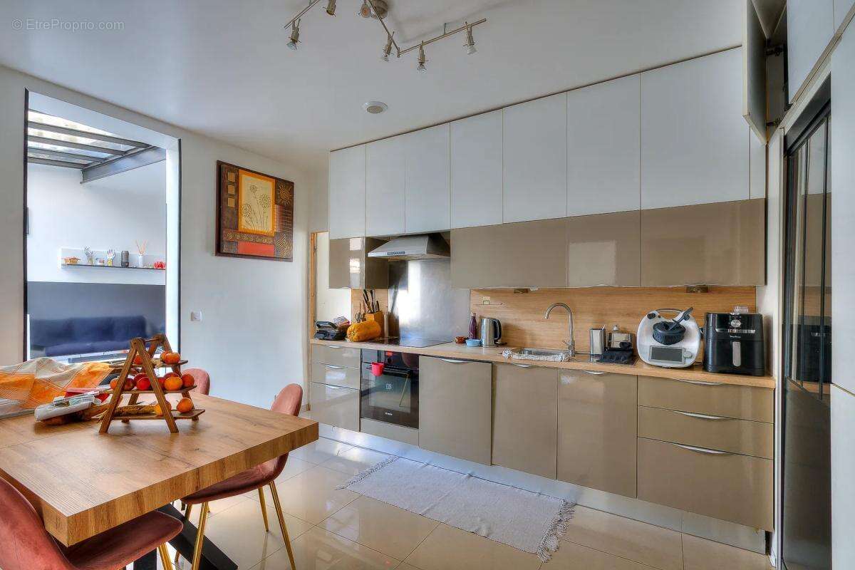 Appartement à CHAMPIGNY-SUR-MARNE