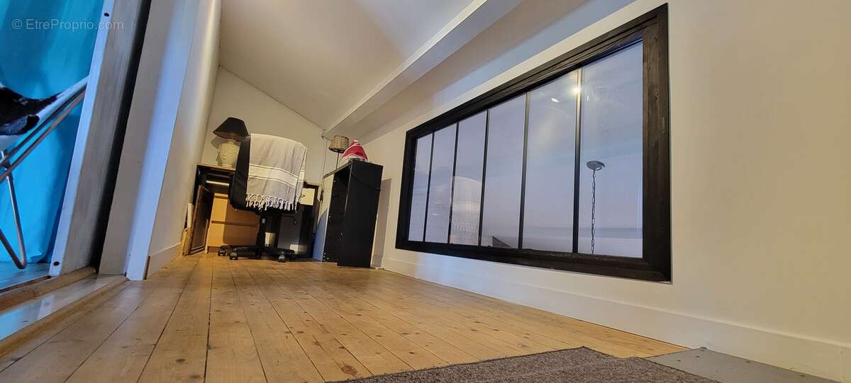 BUREAU MEZZANINE - Maison à LE TEMPLE