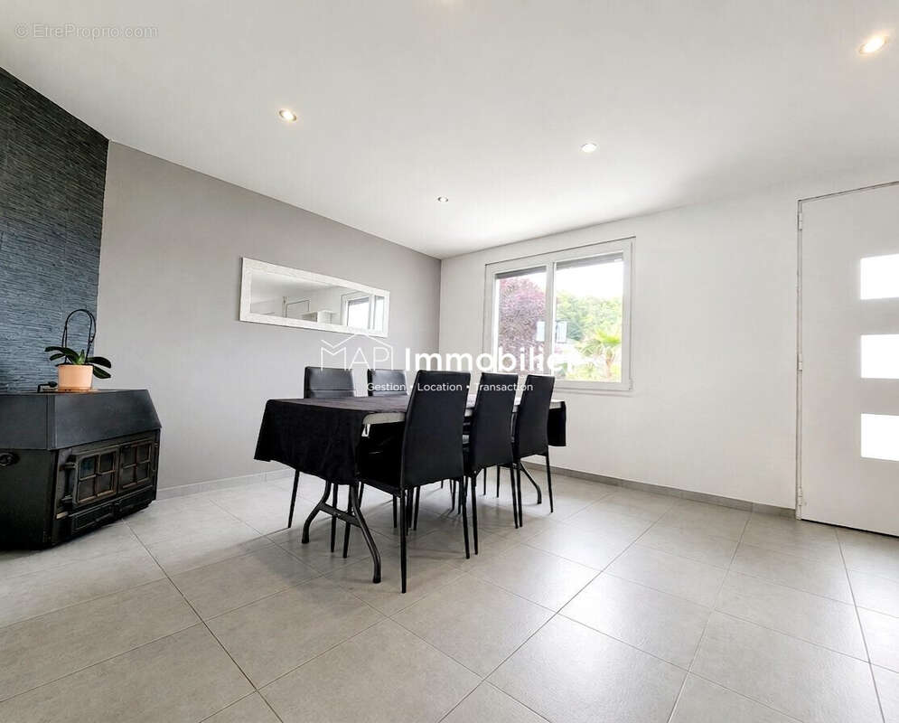 Maison 110 m² à Hennebont  - photo 8