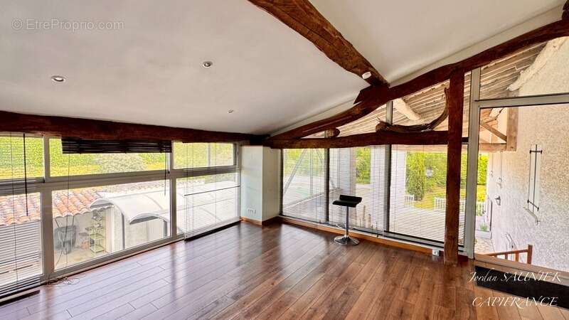Dpt Tarn (81), à vendre Puylaurens maison P7 de 320 m² - Terrain de 3000 m² - photo 4