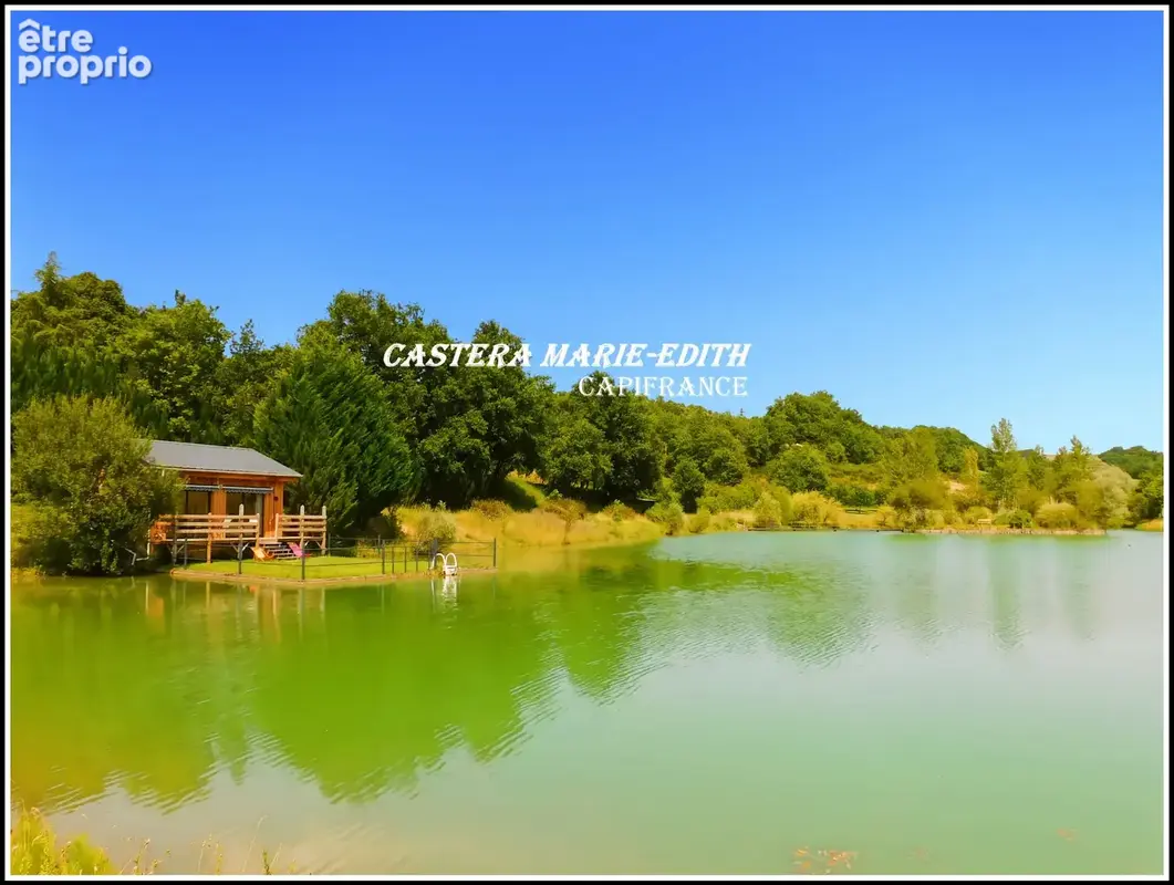 Domaine - hameau - manoir avec tours + 2 maisons + lac +33 pièces - mirande à 7 minutes  (32) opportunité unique - photo 2