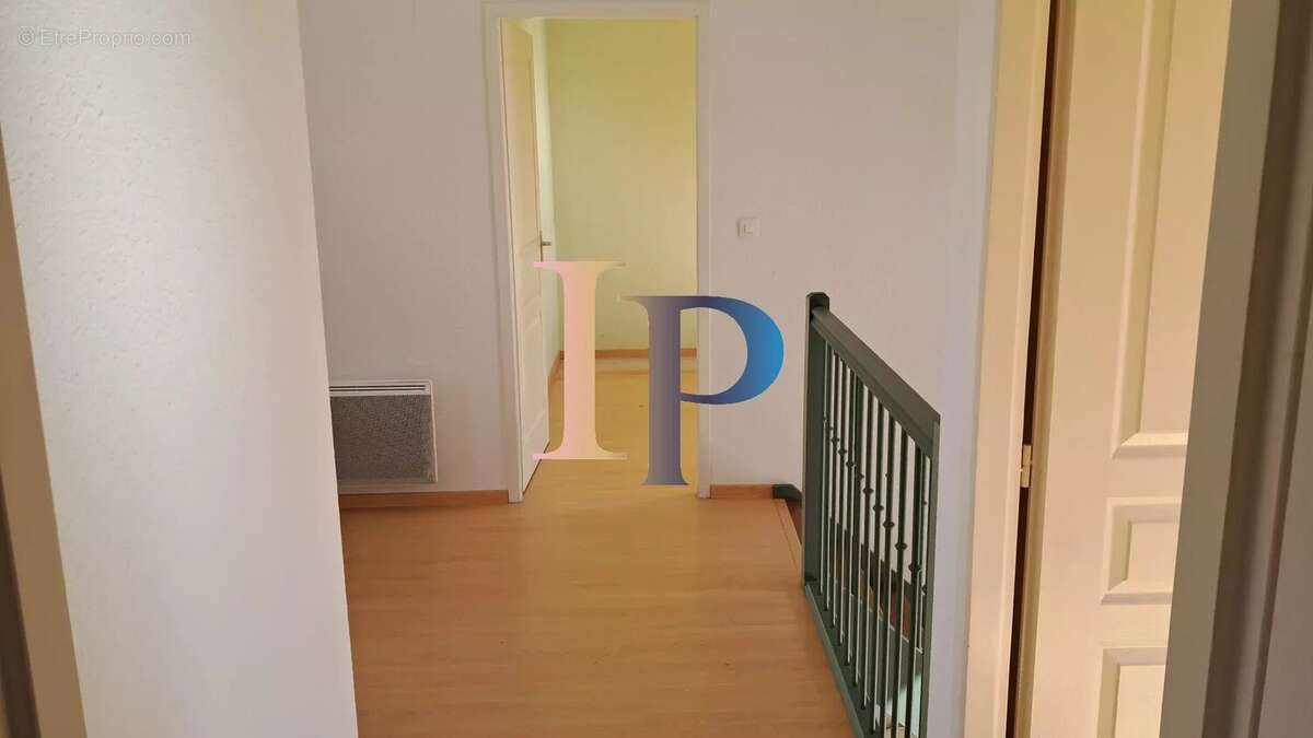 Maison à PARAY-LE-MONIAL