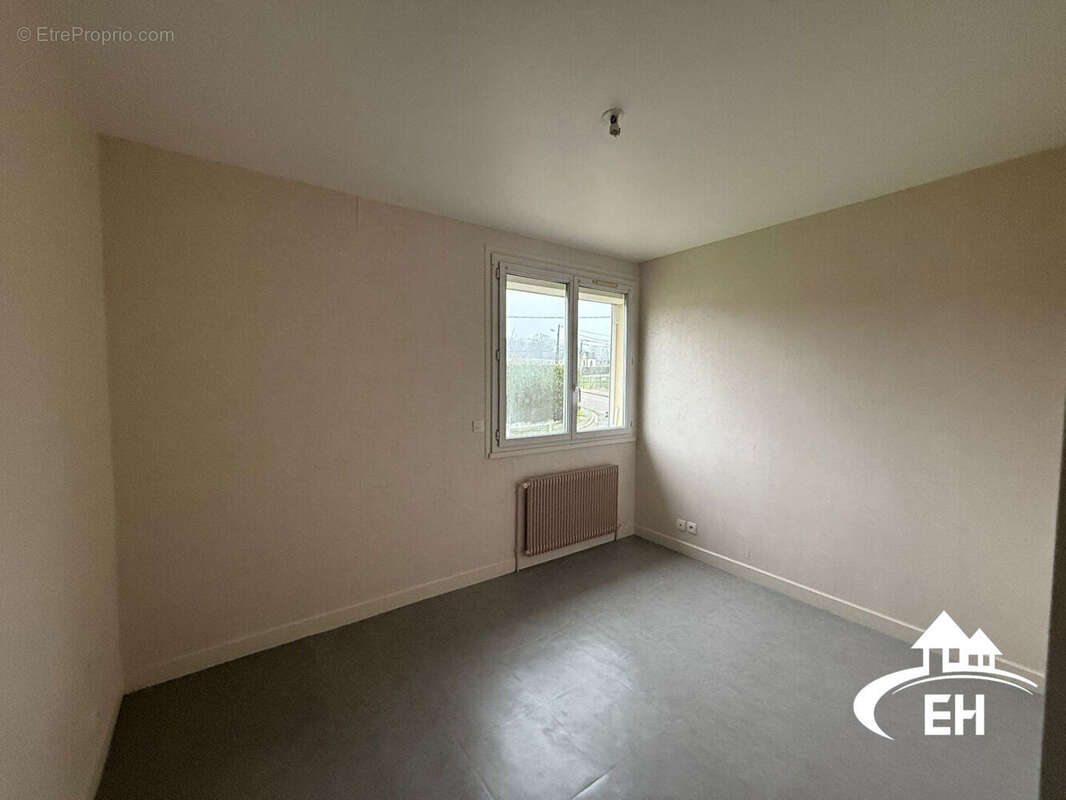 Maison à SAINTE-GAUBURGE-SAINTE-COLOMBE