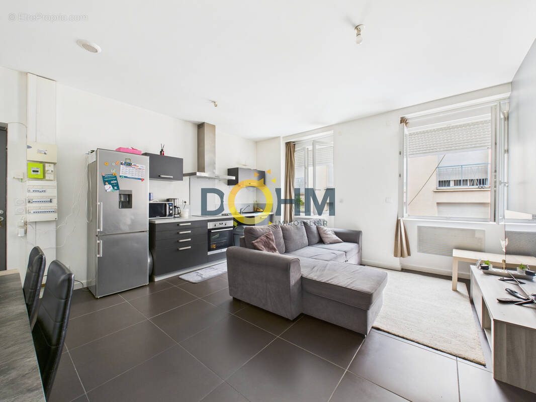 Appartement à SAINT-ETIENNE