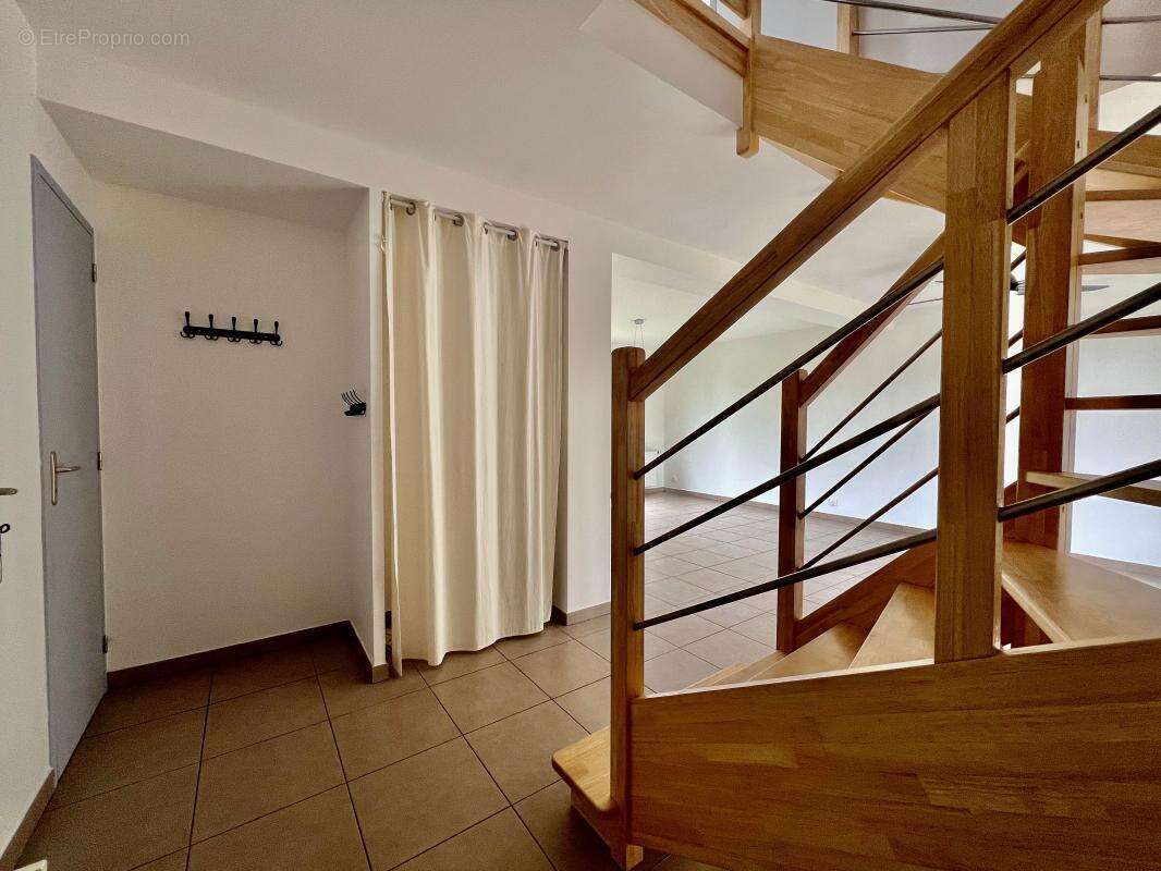 ARGOL – Maison récente – Très faible consommation (Classe A) – Jardin de 1 100 m² – 3 chambres - photo 13