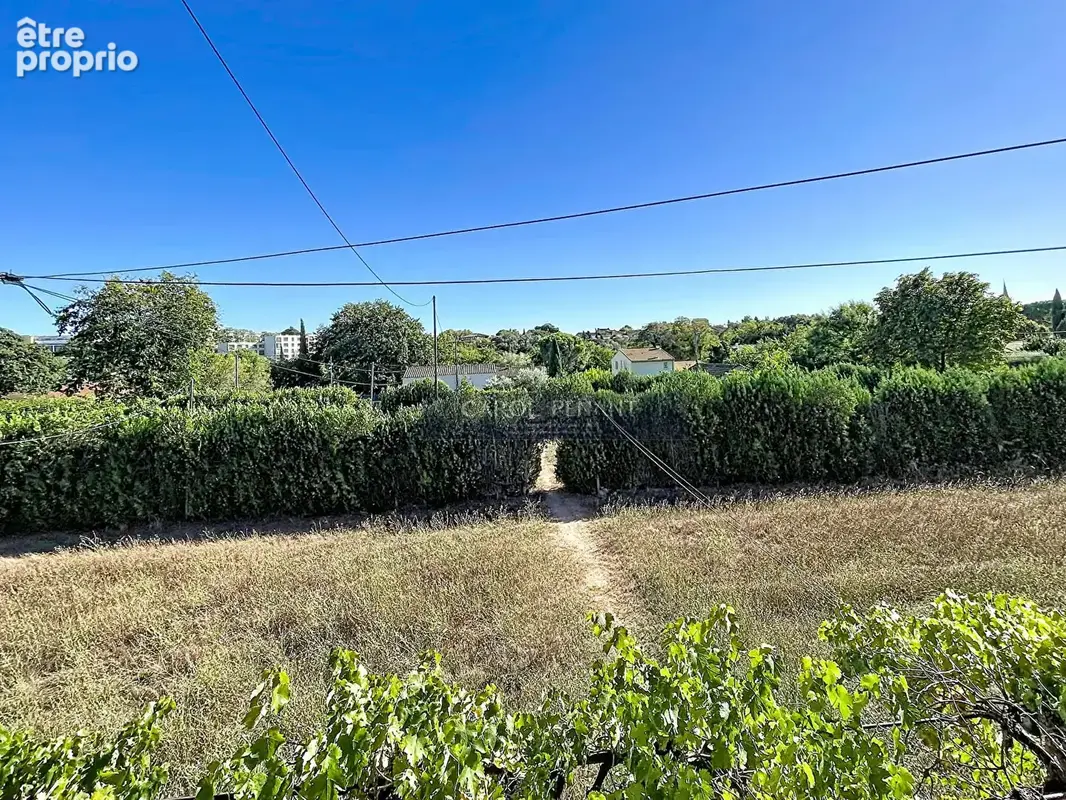 Carpentras mas t11 189 m2 a renover sur 2000m² de terrain - photo 16