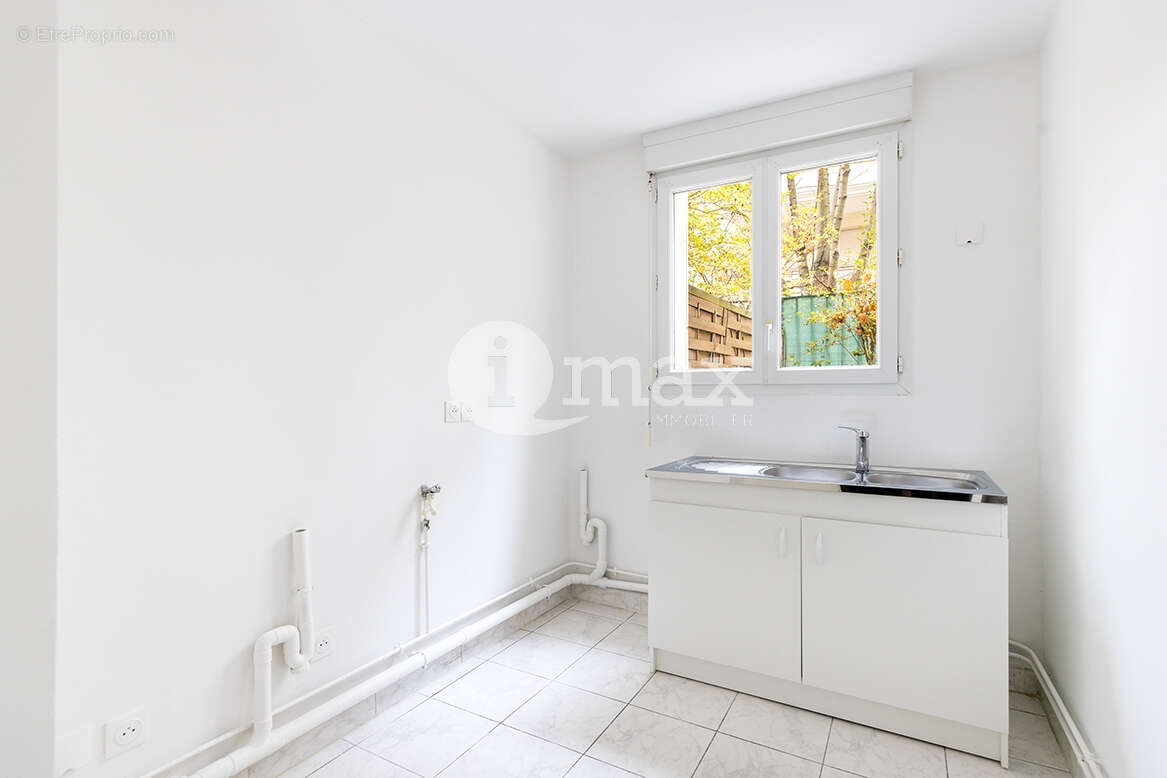 Appartement à LEVALLOIS-PERRET