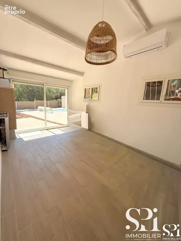 LA VALETTE NORD- Maison 4 chambres - piscine - Plain-pied - photo 12
