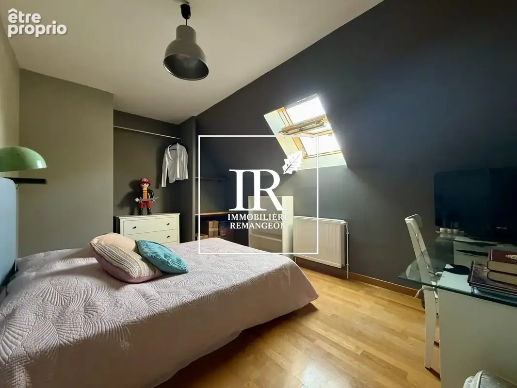 Maison 180 m² à Mereau  - photo 6