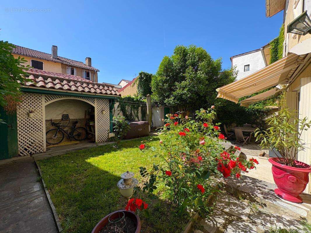 Maison à vendre 10 pièces 334M2 MIRANDE (32) - photo 11