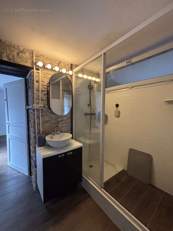 Maison à SAINTE-COLOMBE-SUR-SEINE