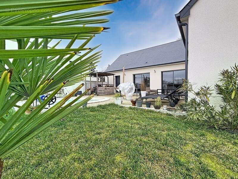 Maison à CHARENTILLY