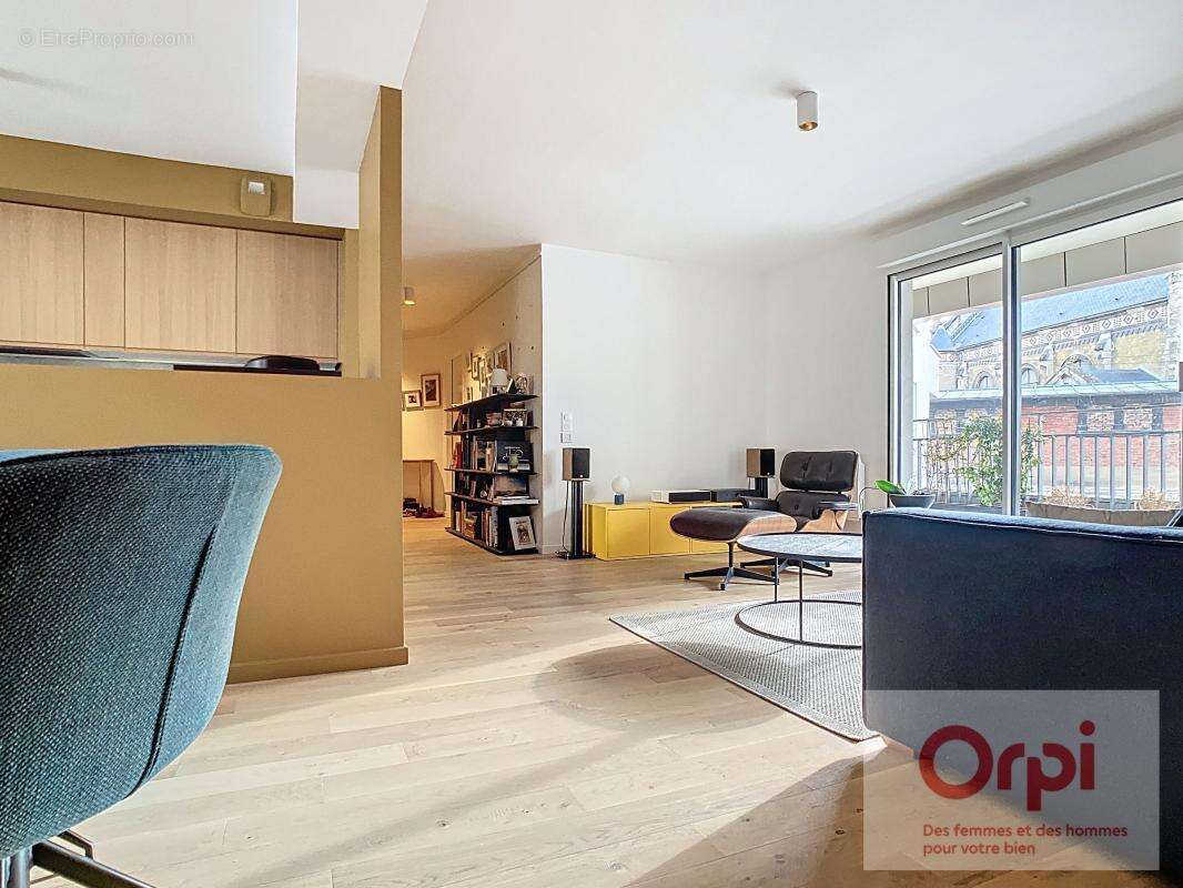 Appartement à ISSY-LES-MOULINEAUX
