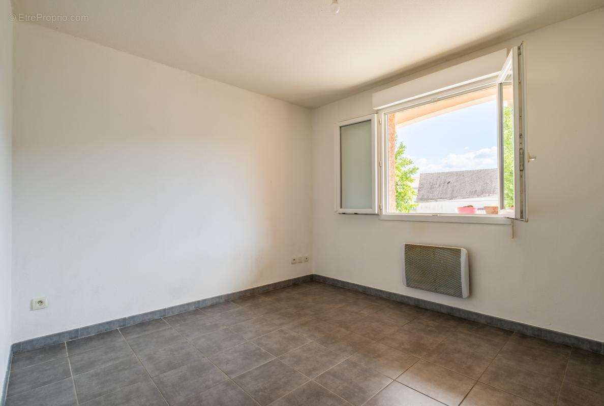 Appartement à MORESTEL