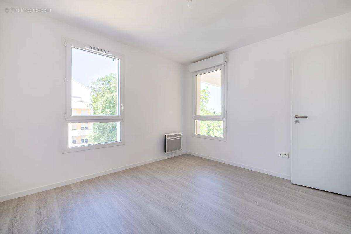 T3 73m² neuf – terrasse – double parking couvert - photo 10