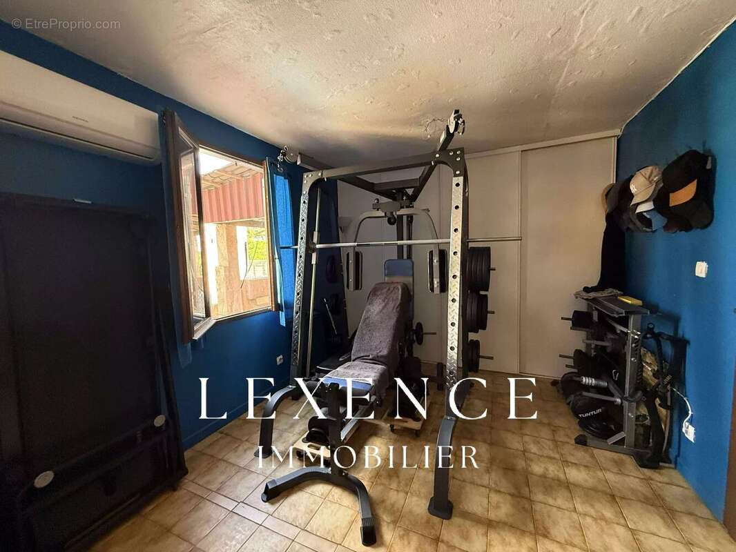 Maison à LA FARE-LES-OLIVIERS