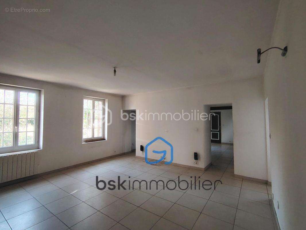 Maison à GRANDVILLIERS