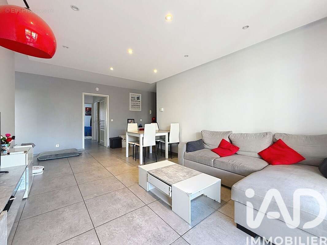 Photo 3 - Appartement à SAINT-MARTIN-D'HERES