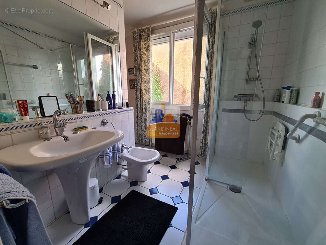 Maison à LA MONTAGNE