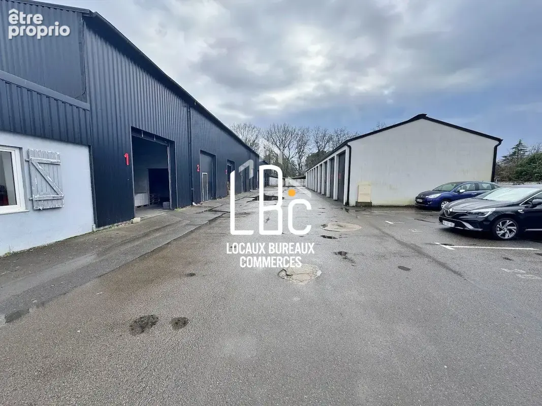 Commerce 290 m² à vendre à Suce-Sur-Erdre (44240) - photo 3