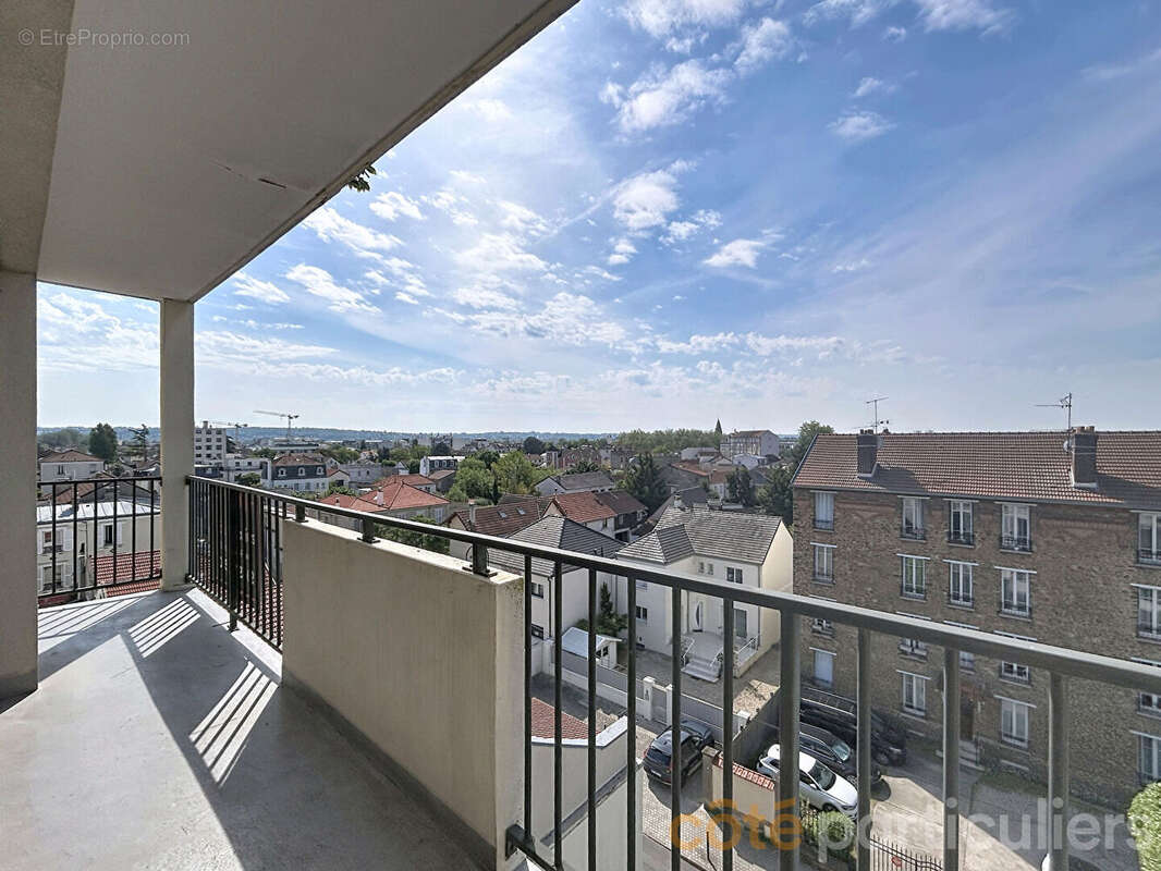 Appartement à SAINT-MAUR-DES-FOSSES