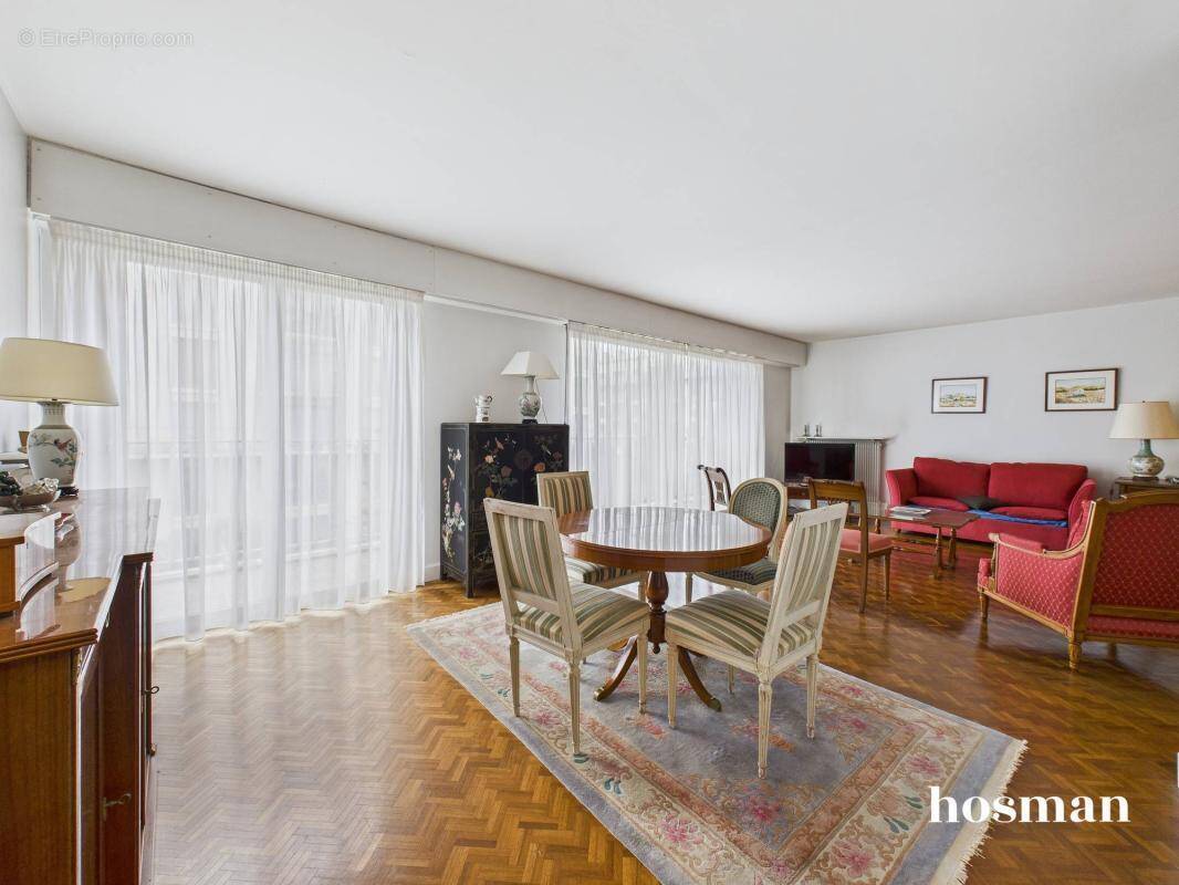 Appartement à VERSAILLES