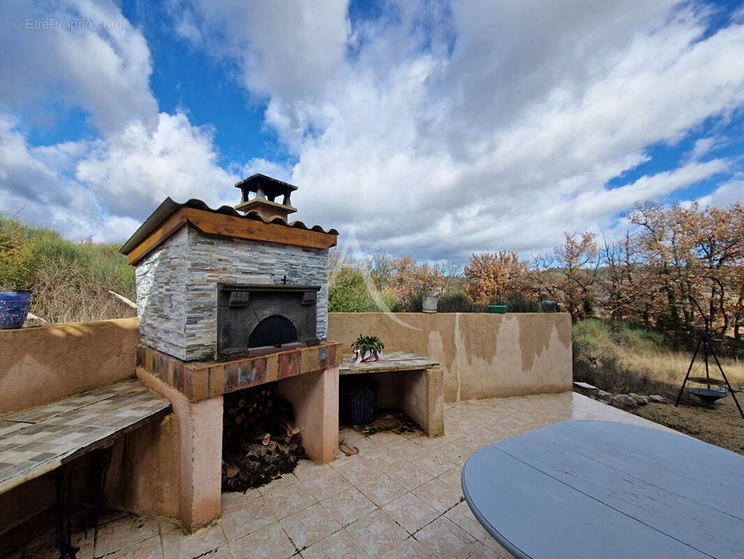 Appartement à PIERREVERT