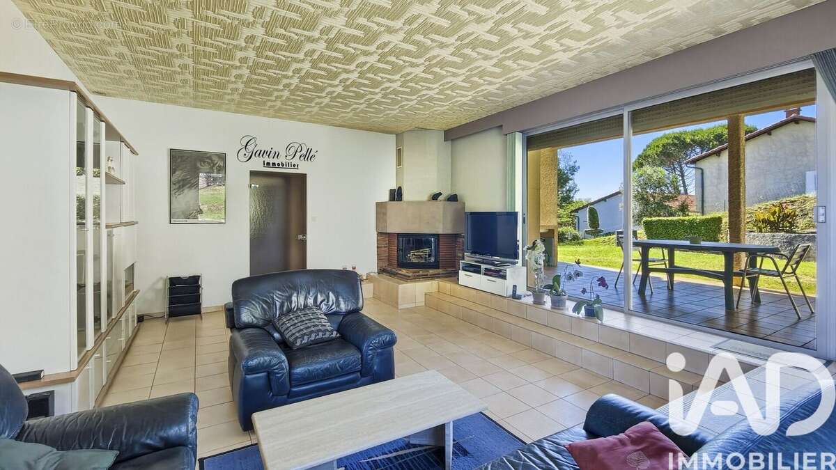 Maison 111 m² à Carmaux  - photo 7
