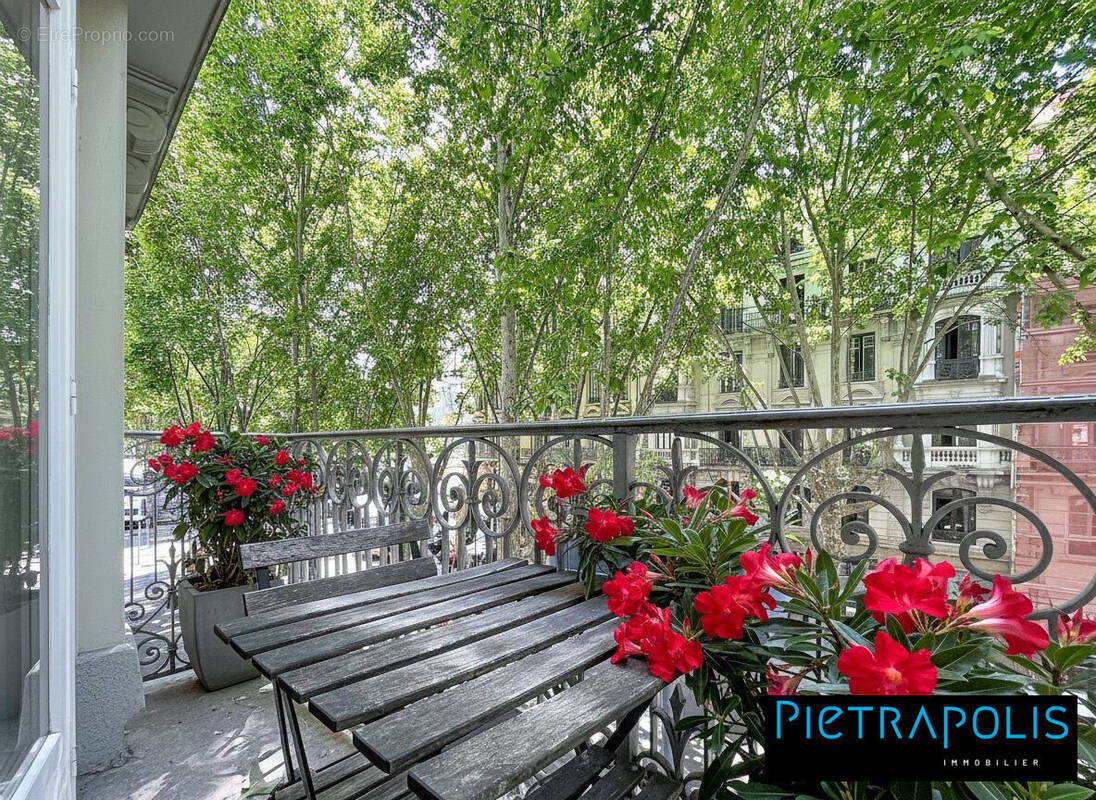 Appartement à LYON-6E
