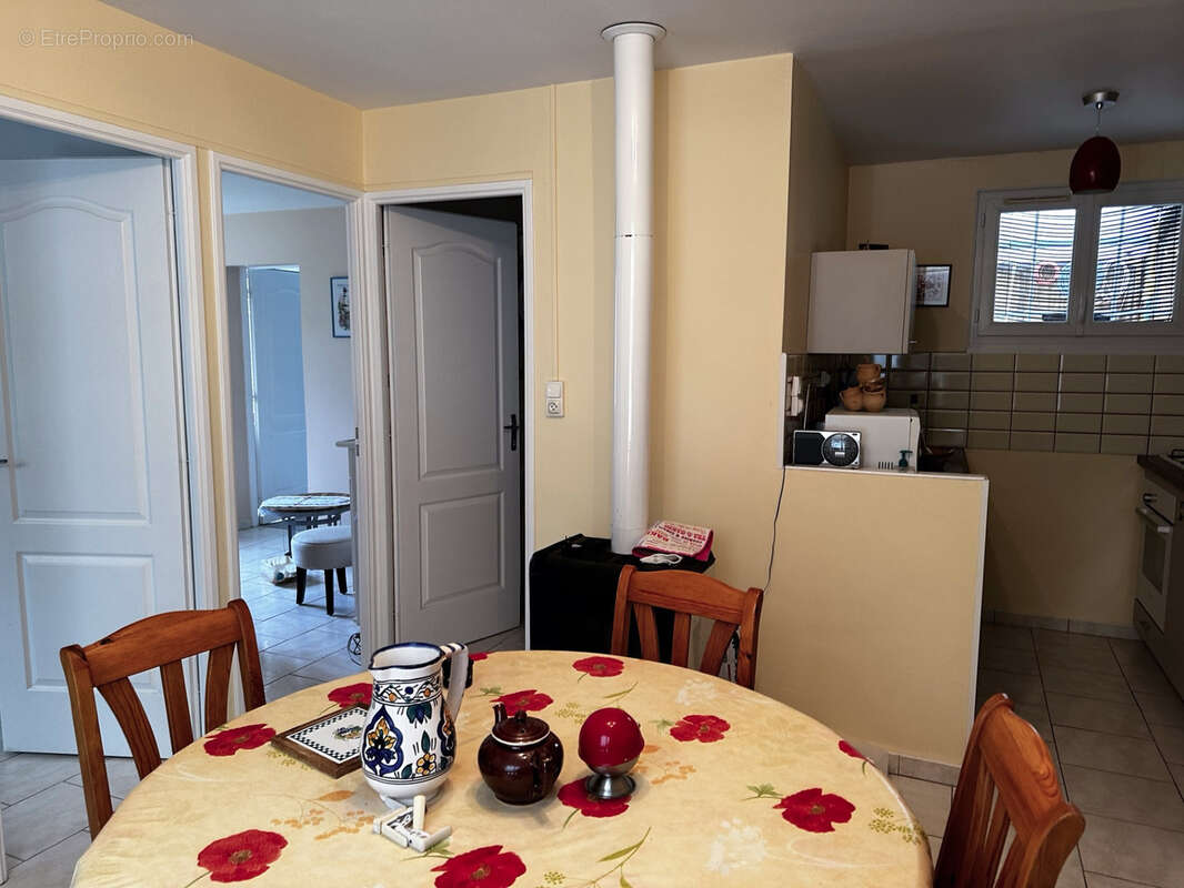 Maison à MESCHERS-SUR-GIRONDE